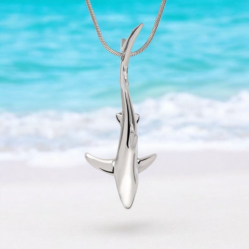 Joe Romeiro´s Blue Shark Necklace – Sterling Silver