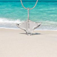 Realistic Manta Ray Necklace – Sea Life Collection – Sterling Silver