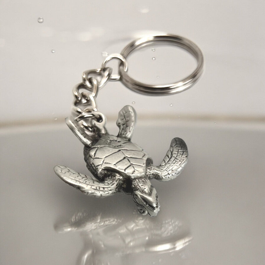 Turtle Keychain with Dive Flag – Diver’s Collection – Pewter