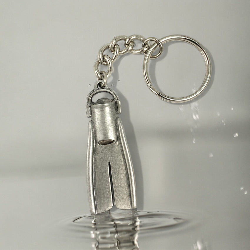 Dive Fin Keychain – Diver´s Collection – Pewter