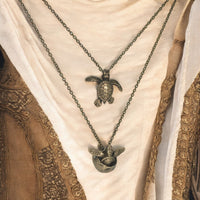 Sea Turtles Pendants on Layered Chains Necklace – Ocean Breeze Collection - Bronze