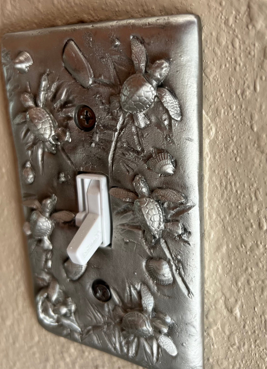 Sea Turtle Hatchlings Single Switch Plate –  Pewter