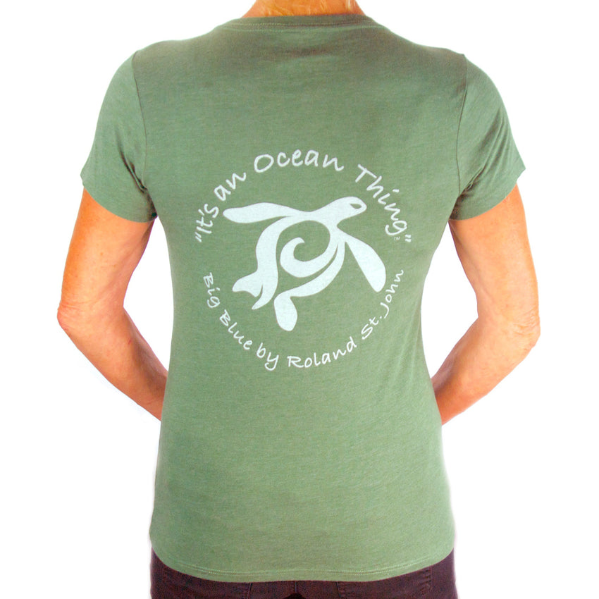 Woman´s T-Shirt - "It's an Ocean Thing" - Ocean Traveler Collection - Recycled Plastic & Cotton