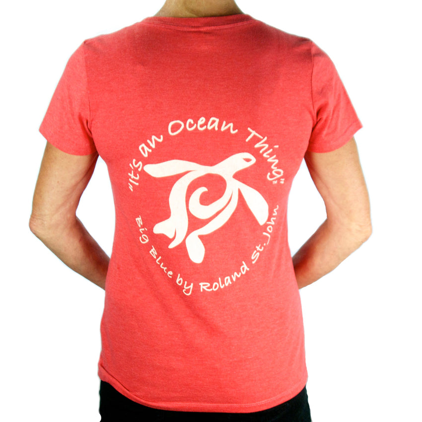 Woman´s T-Shirt - "It's an Ocean Thing" - Ocean Traveler Collection - Recycled Plastic & Cotton
